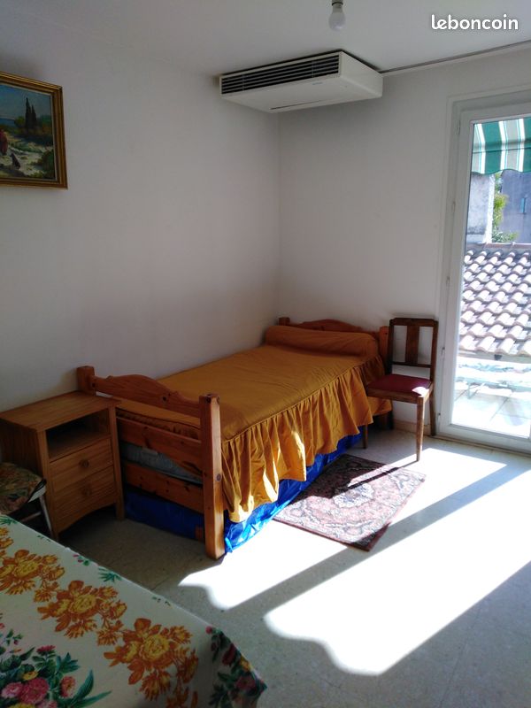 Chambre meublée 12 m² en colocation — Garons